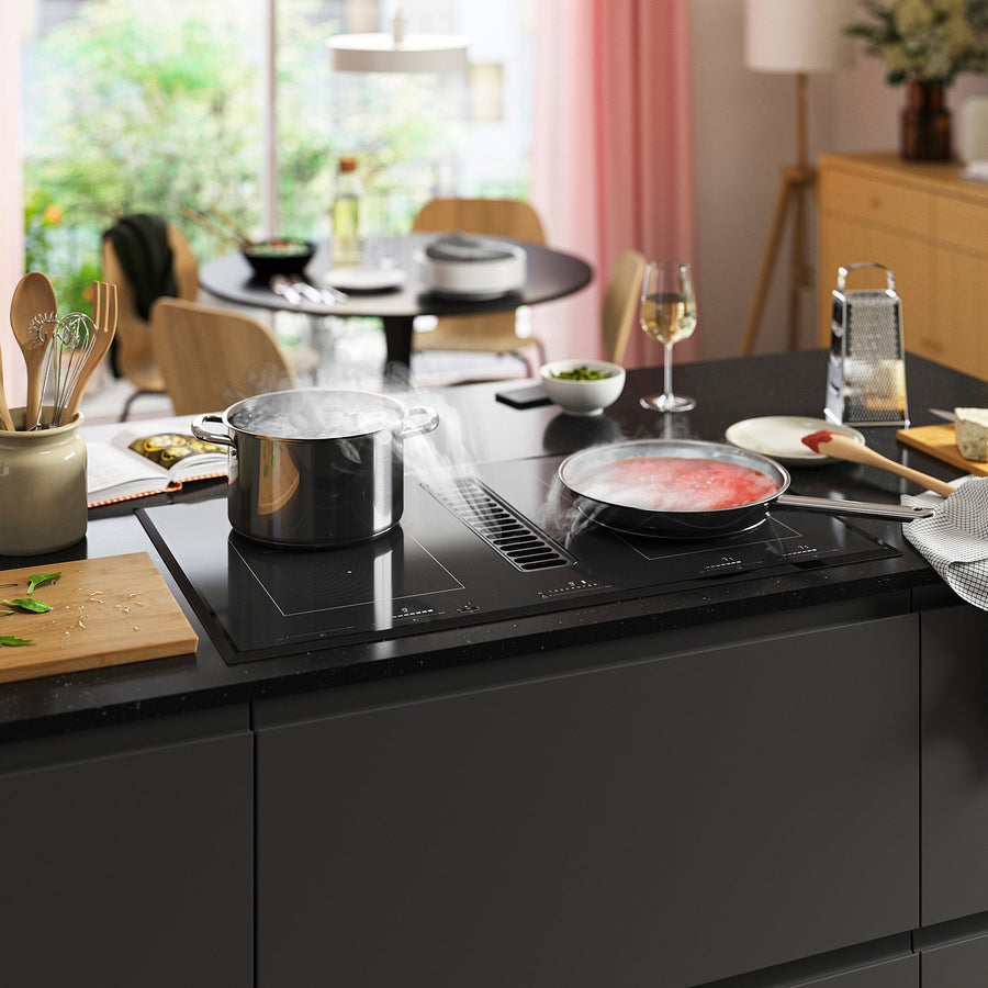 TÄCKNAN induction hob/integrated extractor, IKEA 500 black, 75.5x50.0x49.0 cm