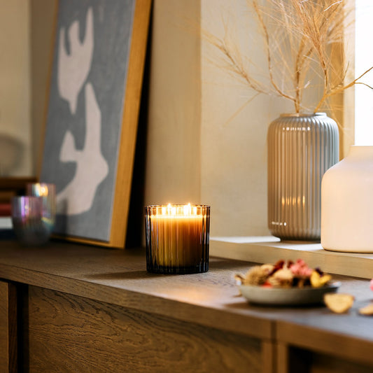 TOFSTÄRNA scented candle in glass, 2 wicks, Fig leaf brown, 50 hr