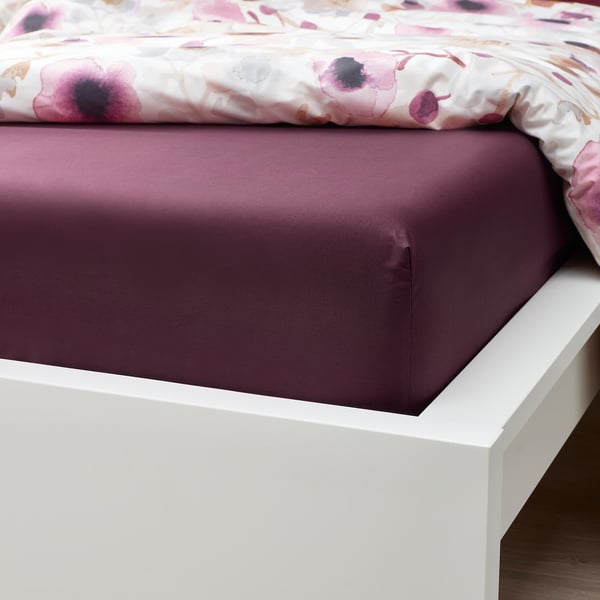 ULLVIDE fitted sheet, deep red, 140x200 cm