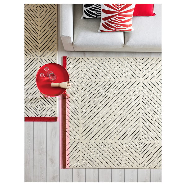 UNDERVISNING rug, low pile, off-white black/handmade, 170x240 cm