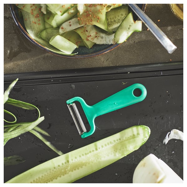UPPFYLLD peeler, bright green