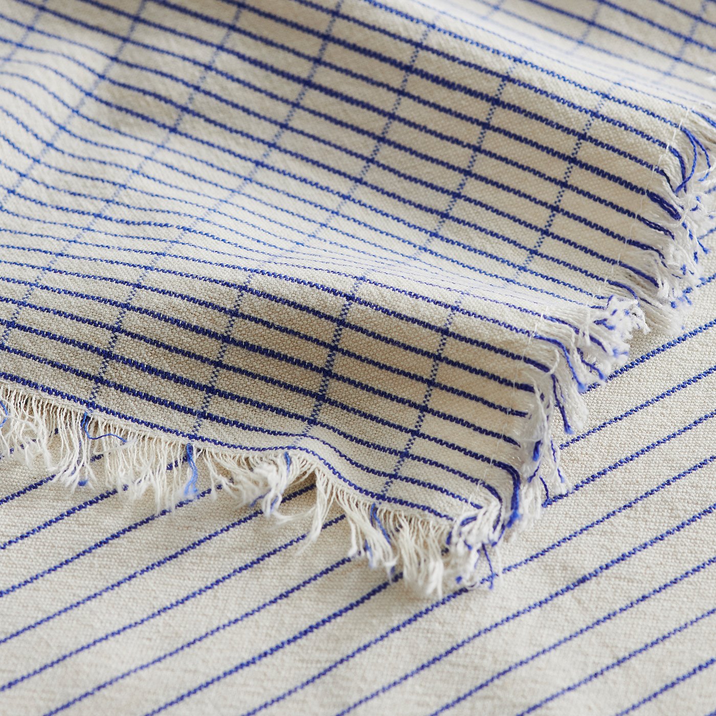 VÄLVÅRDAD tea towel, white/blue patterned, 45x60 cm