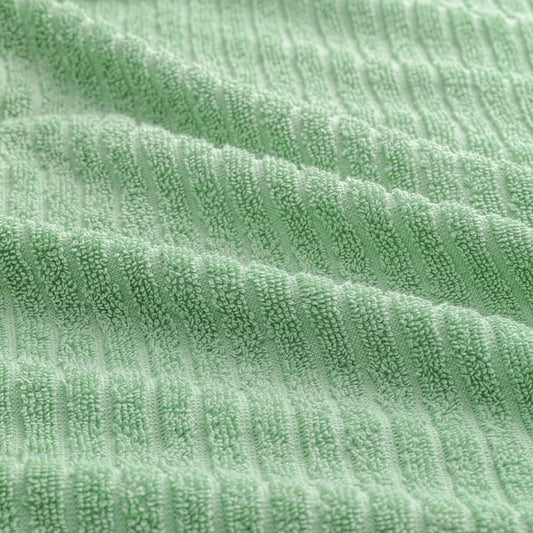 VÅGSJÖN bath towel, light green, 70x140 cm