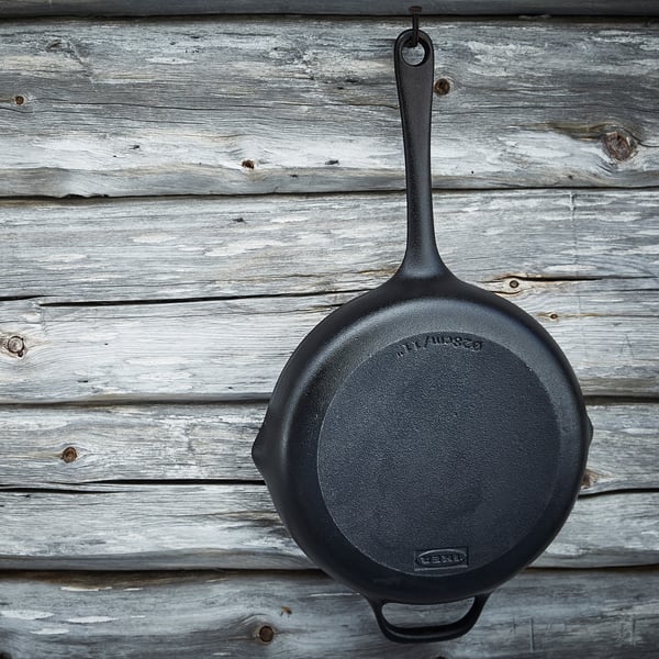 VARDAGEN frying pan, cast iron, 28 cm