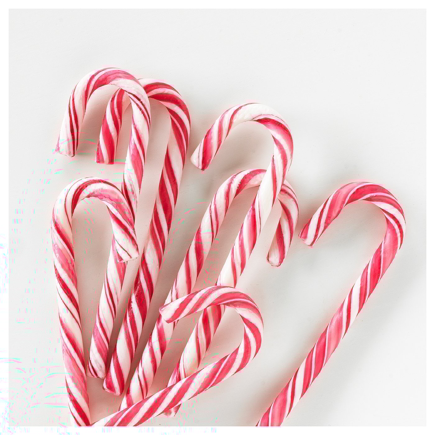 VINTERFINT scented candle in glass, Candy cane/white, 11 cm