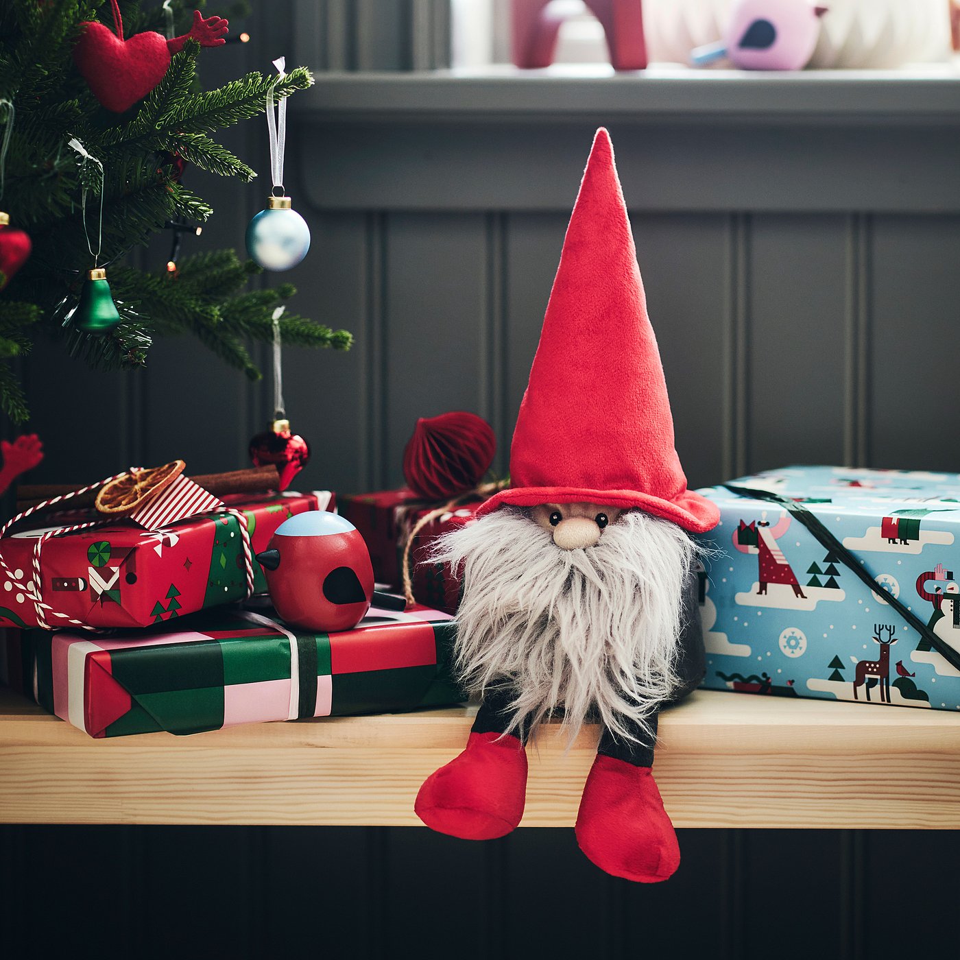 VINTERFINT decoration, Santa Claus sitting/red