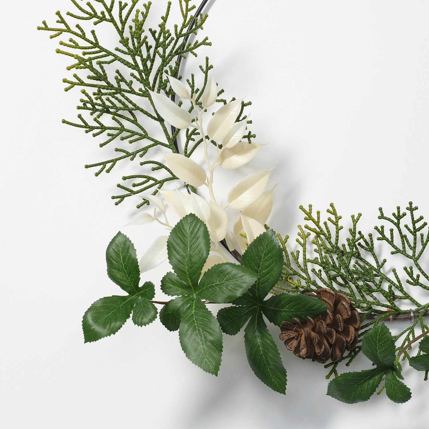 VINTERFINT artificial half wreath, in/outdoor green/white, 45 cm