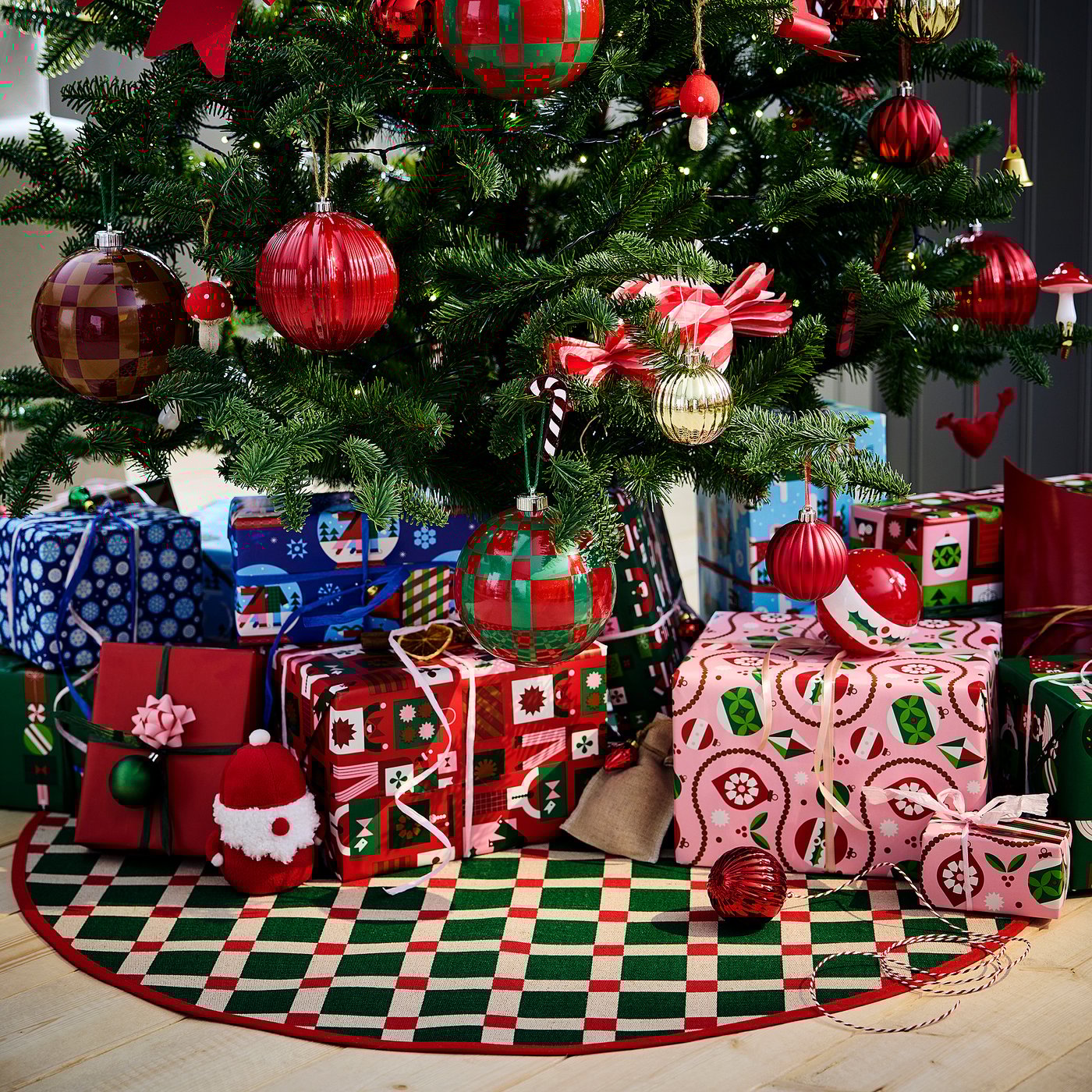 VINTERFINT Christmas tree mat, check pattern multicolour, 100 cm