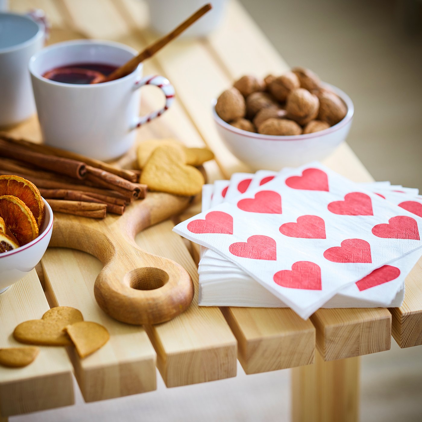 VINTERFINT paper napkin, heart white/red, 33x33 cm