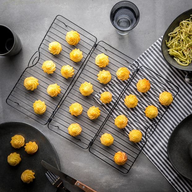 Casa BAKERY Cooling grid Black folding cake H 1 x W 32 x D 14.5 cm