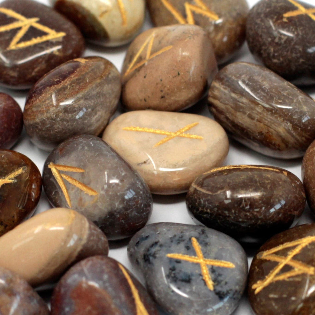 Runes Stone Set in Pouch - Fancy Jasper - best price from Maltashopper.com RUNE-30