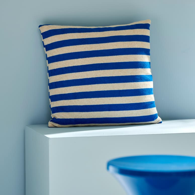 MARIO Blue cushion
