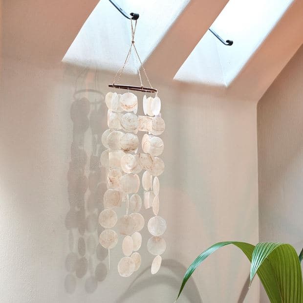 Casa CAPIZ White shell cabinet H 55 cm - Ø 15 cm