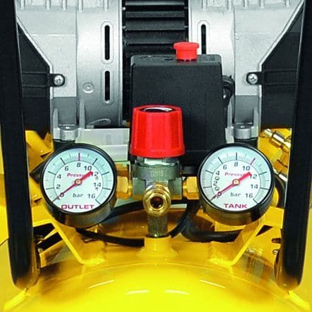 Bricocenter STANLEY SILENCED COMPRESSOR 24 L, 1.3 HP, 8 BAR