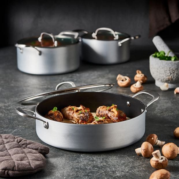 Casa KASTROL Casserole with silver lid H 7.5 cm - Ø 28 cm