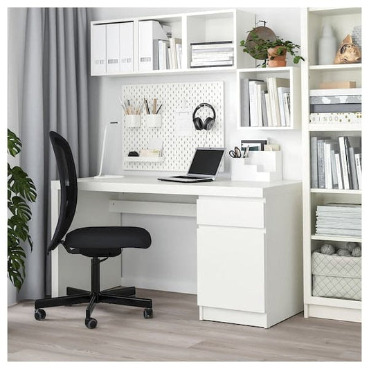 Ikea MALM - Desk, white, 140x65 cm