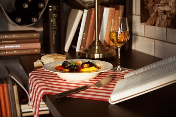 OFANTLIGT Bottom plate - white 24 cm , 24 cm - best price from Maltashopper.com 60319019