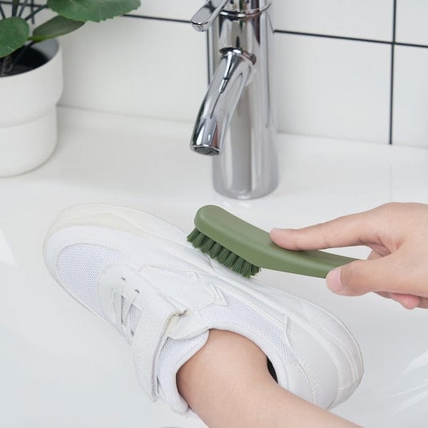 Ikea PEPPRIG - 2 in 1 shoe brush with scraper, green/yellow