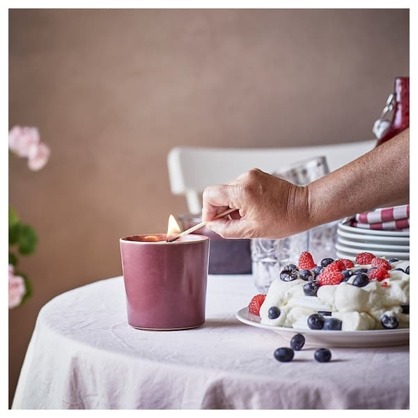 Ikea STÖRTSKÖN - Scented candle in ceramic jar, Berries/red, 50 hr