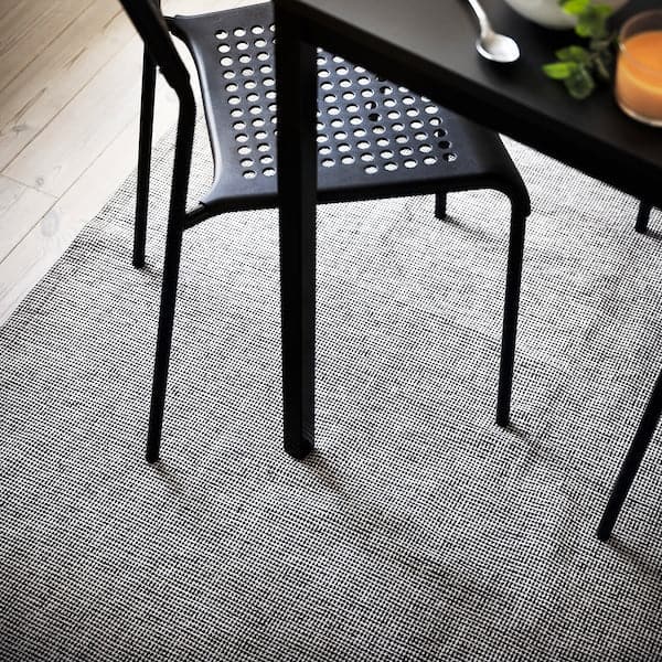 TIPHEDE - Rug, flatwoven, black/natural, 155x220 cm - best price from Maltashopper.com 20470047