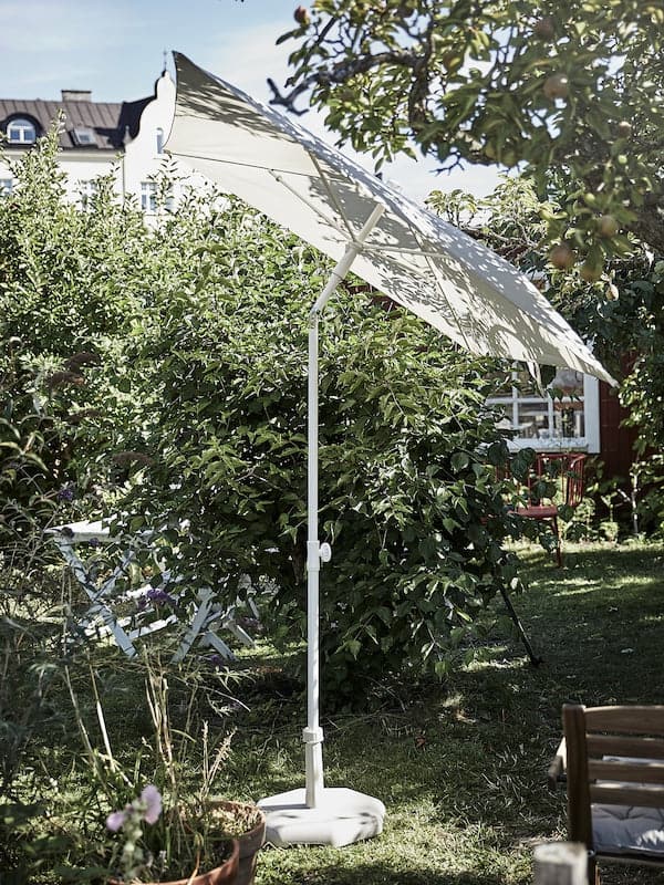 Ikea TVETÖ - Parasol, tilting/grey-beige white, 180x145 cm