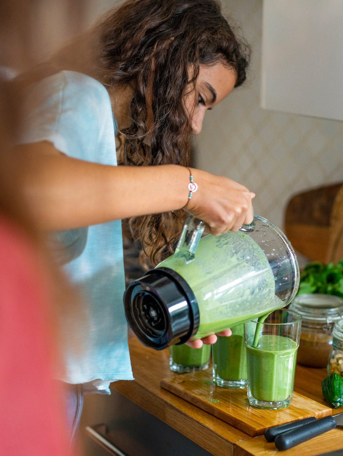 A Simple Green Smoothie Routine for Your Kitchen