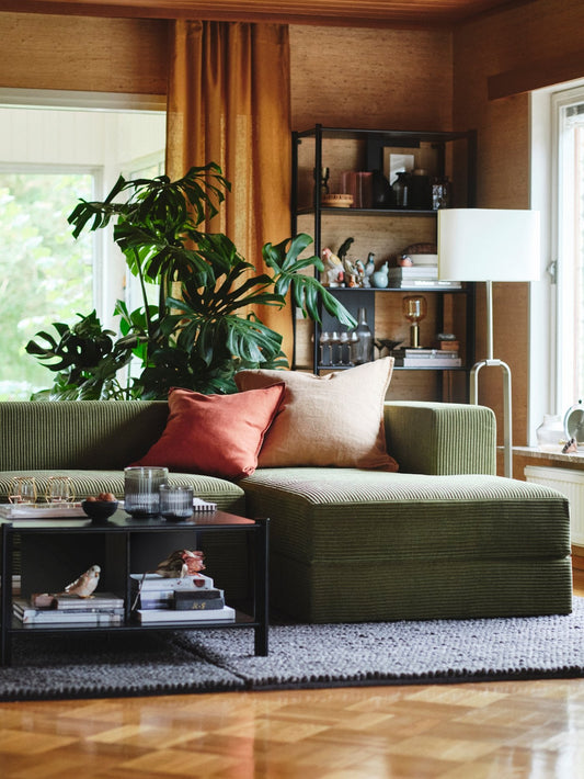 Organic Shapes and Earthy Tones for Your Living Room