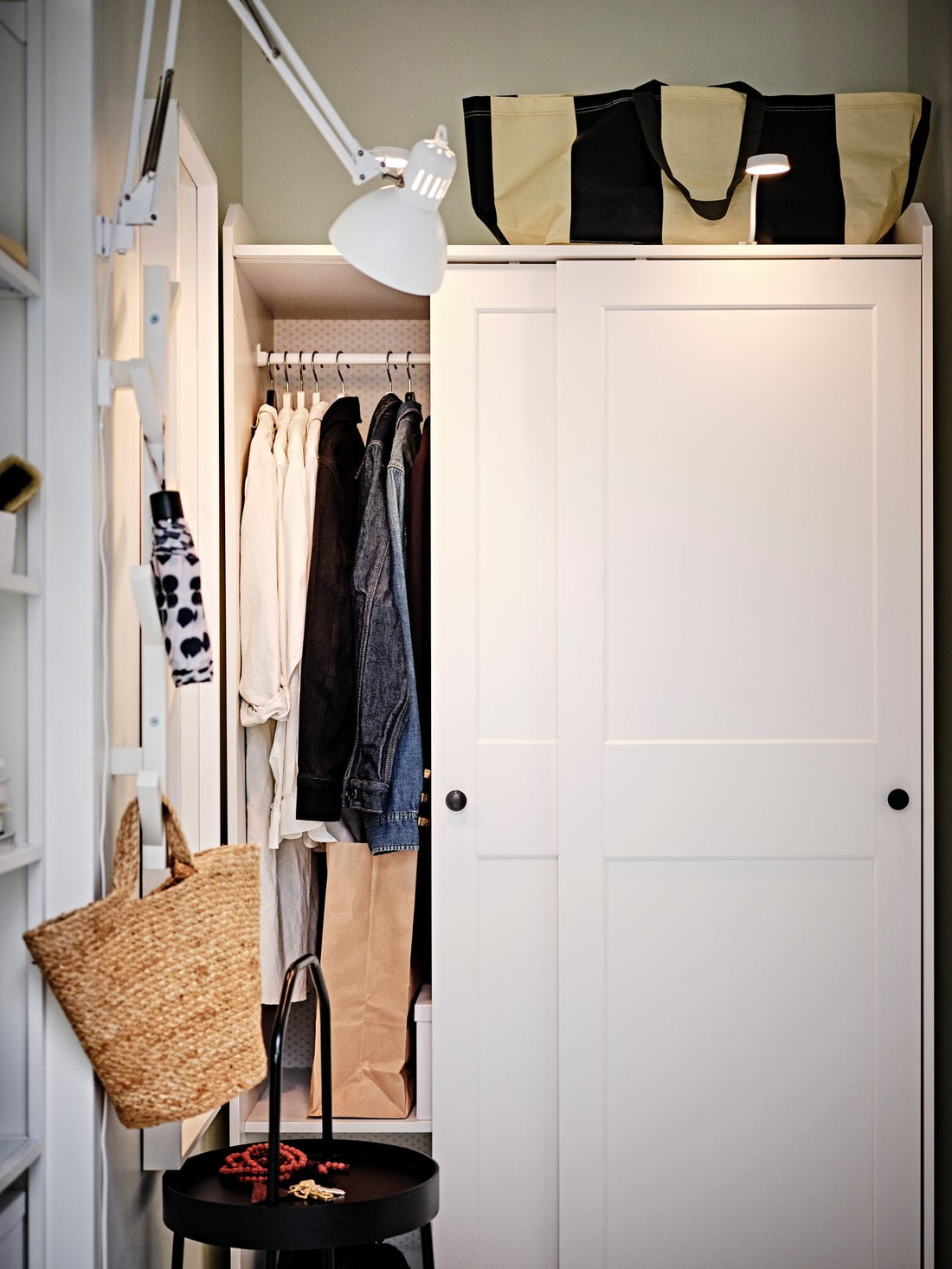 Clever Storage Ideas for Snug Maltese Homes