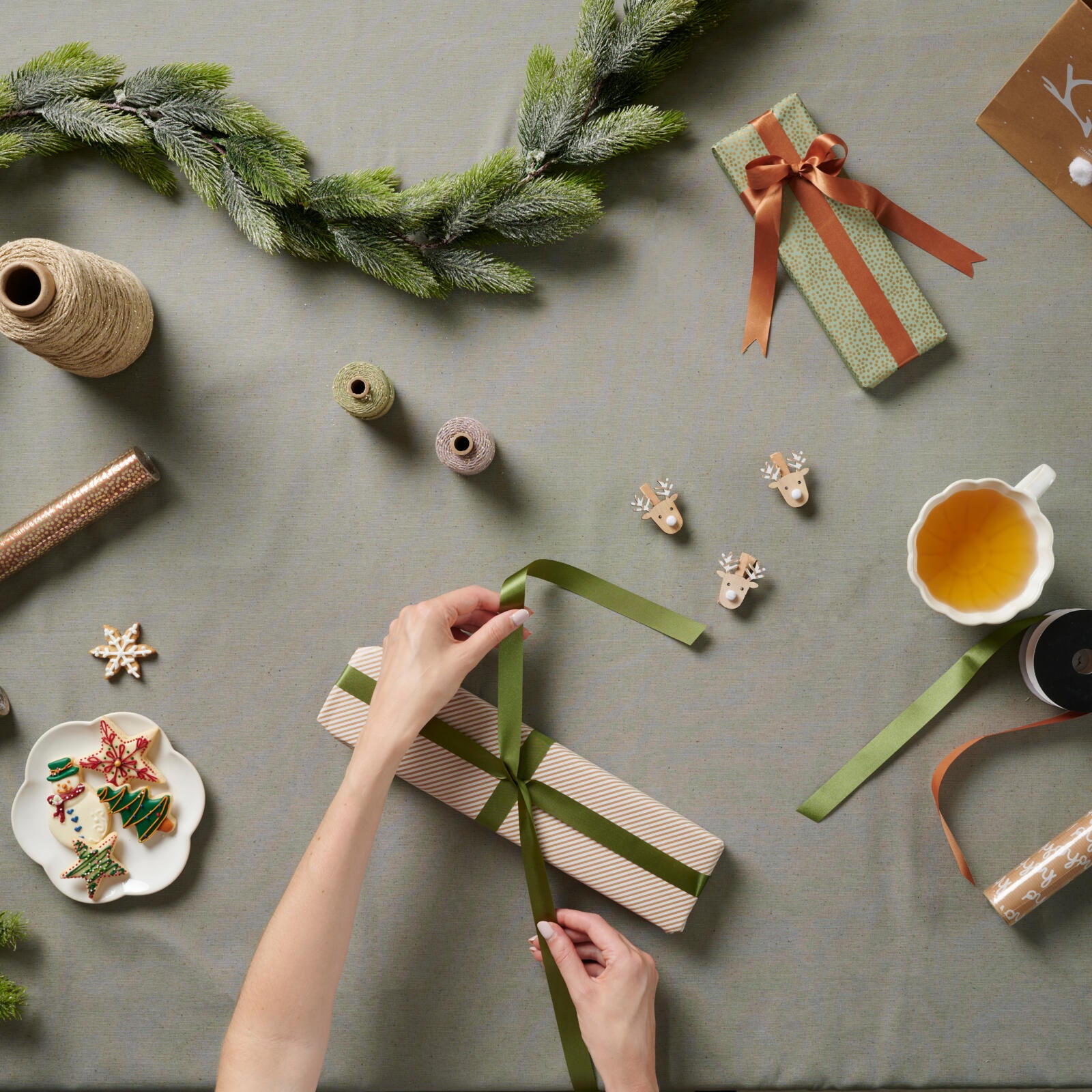 CASA Christmas Gift Wrapping