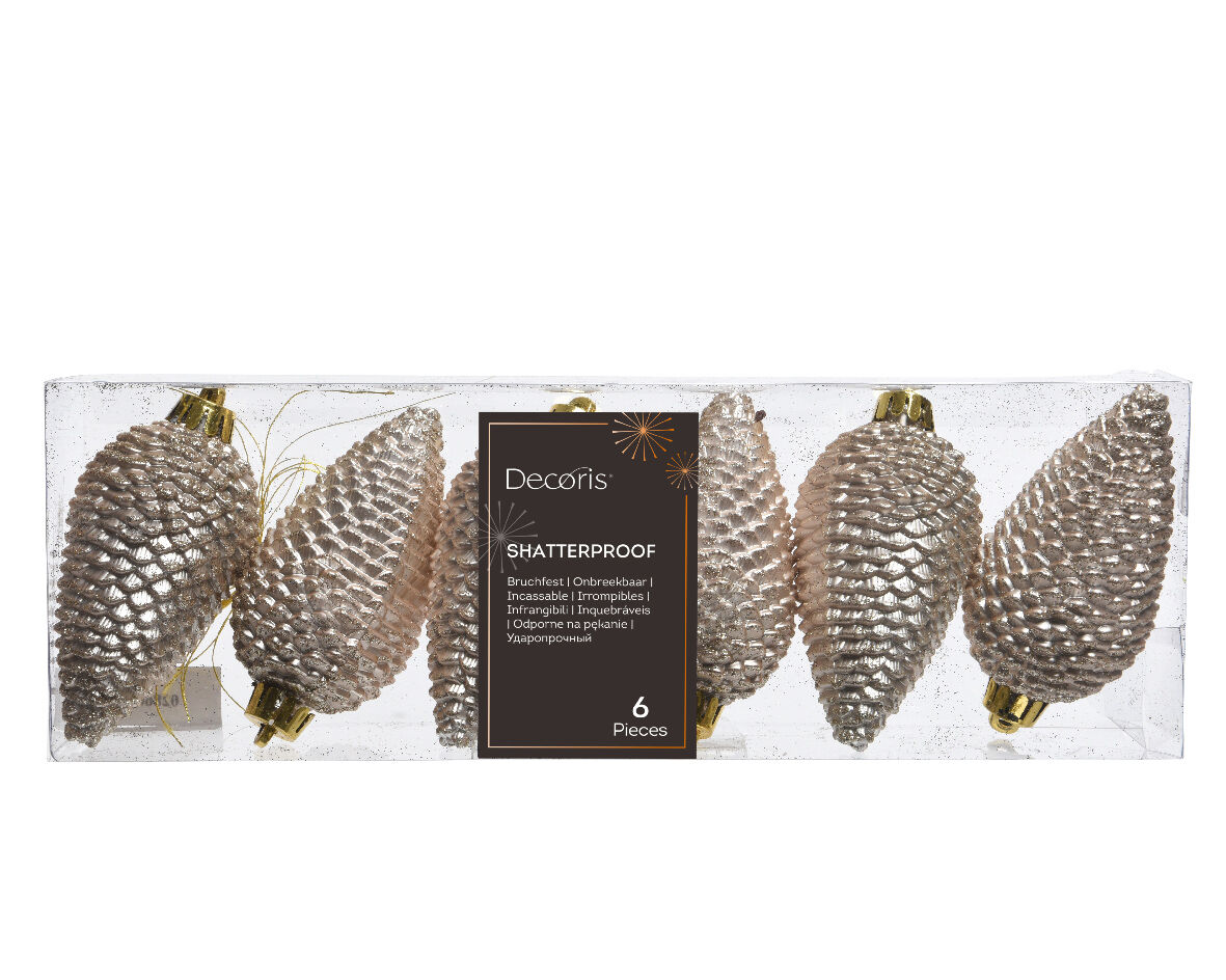 6 plastic pine cones, 8 cm in diameter