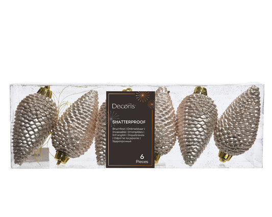 6 plastic pine cones, 8 cm in diameter