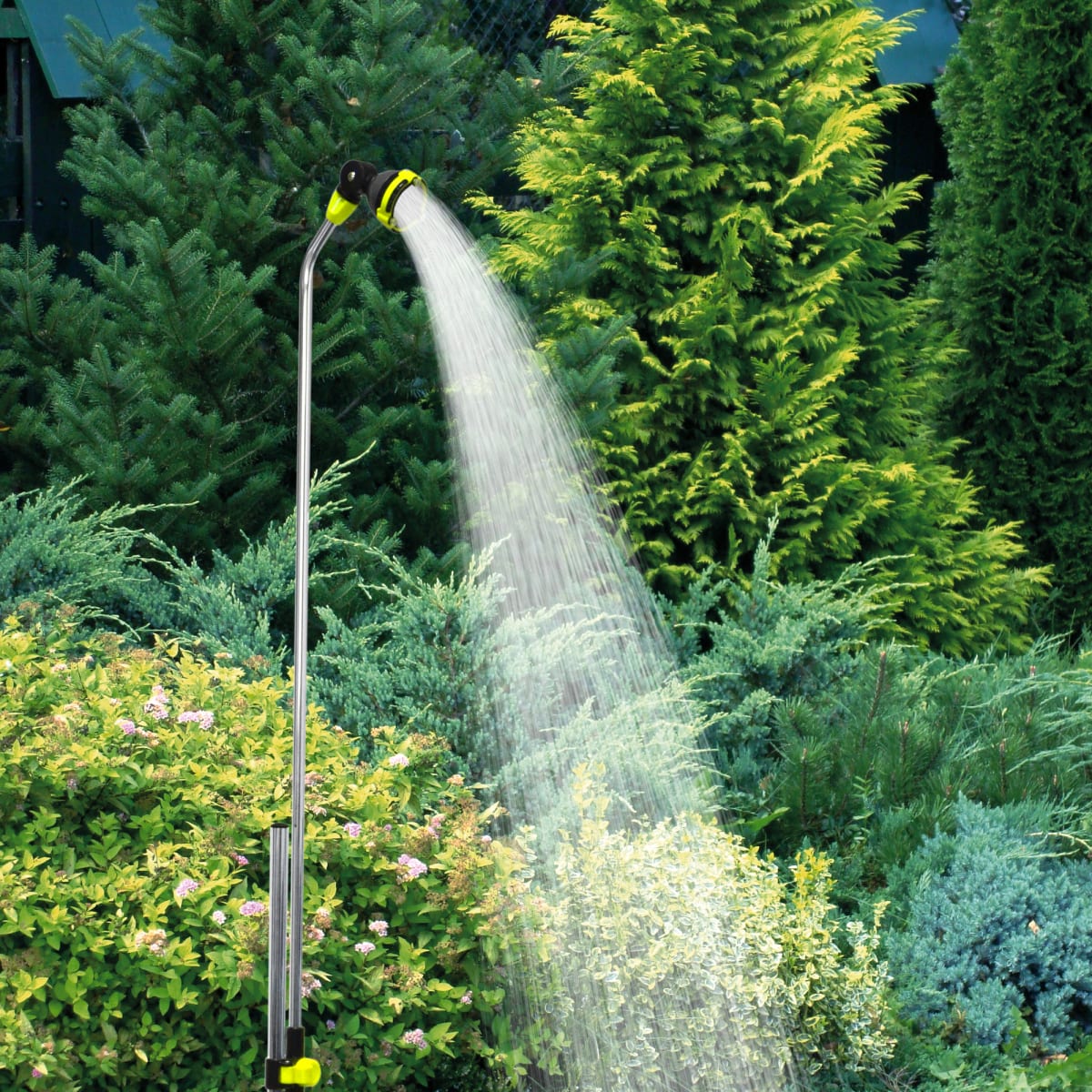 GARDEN SHOWER ON TRIPOD WITH SPRAYER FUNCTION 2.4MT H