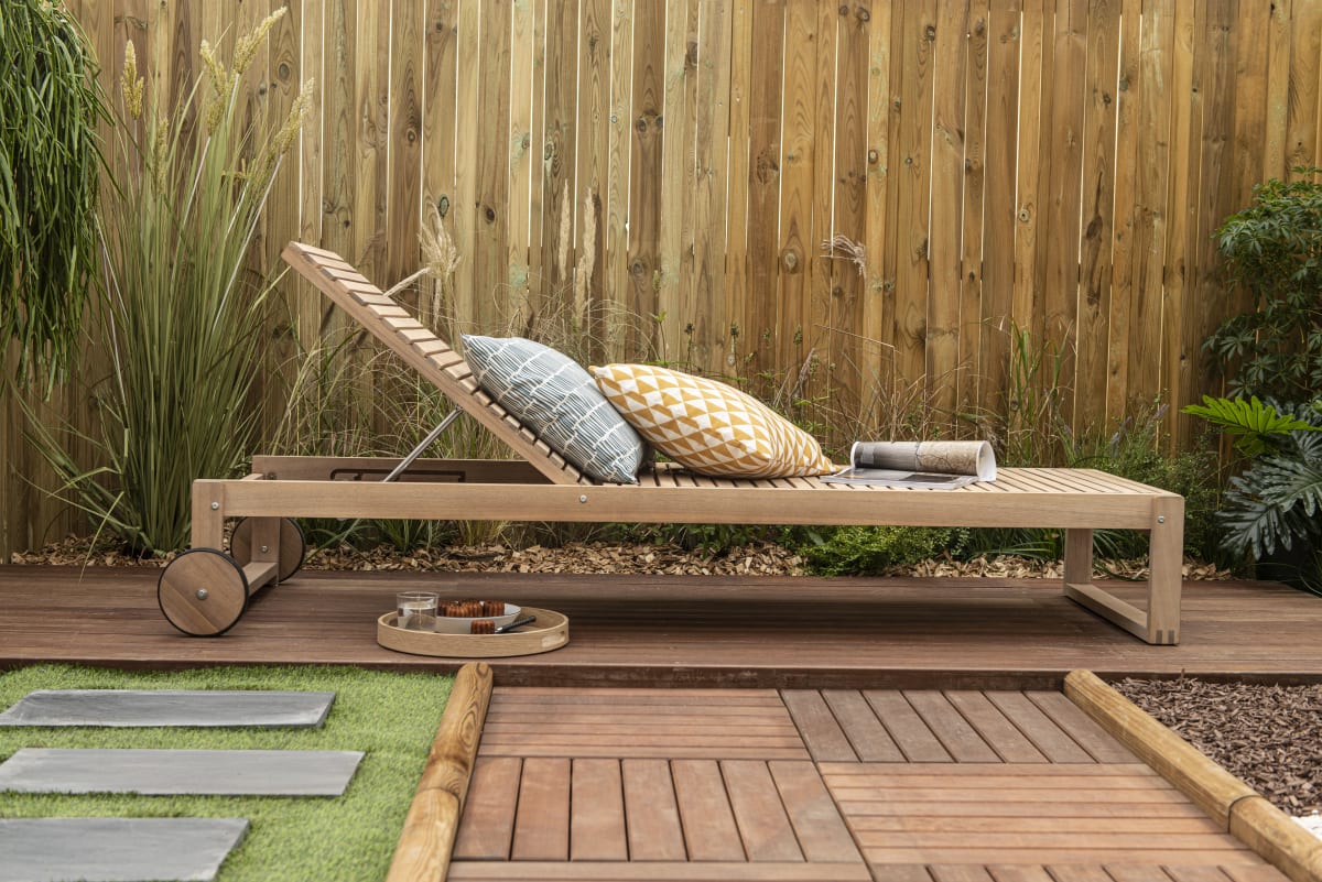 SOLARIS NATERIAL MULTIPOSITION LOUNGER ACACIA WOOD 71X196.5