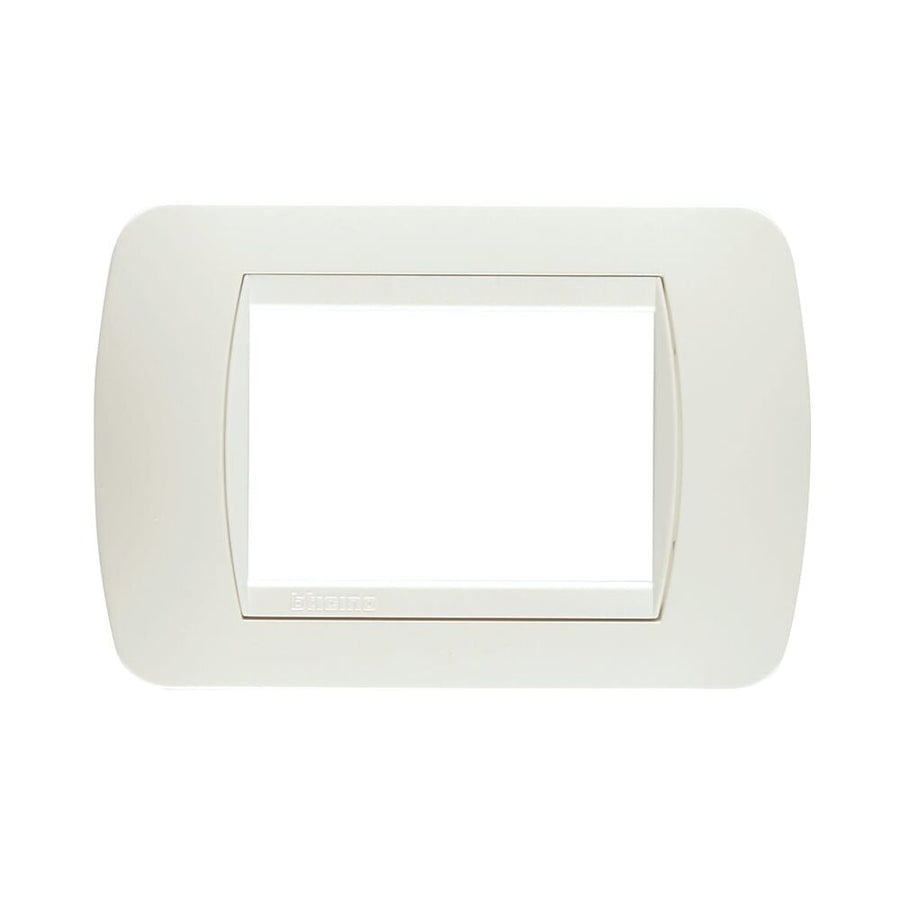 PLATE LIVING INTERNATIONAL 3 PLACES TOTA