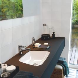 RIV 20X20 CM WHITE LUX 1.60 M2