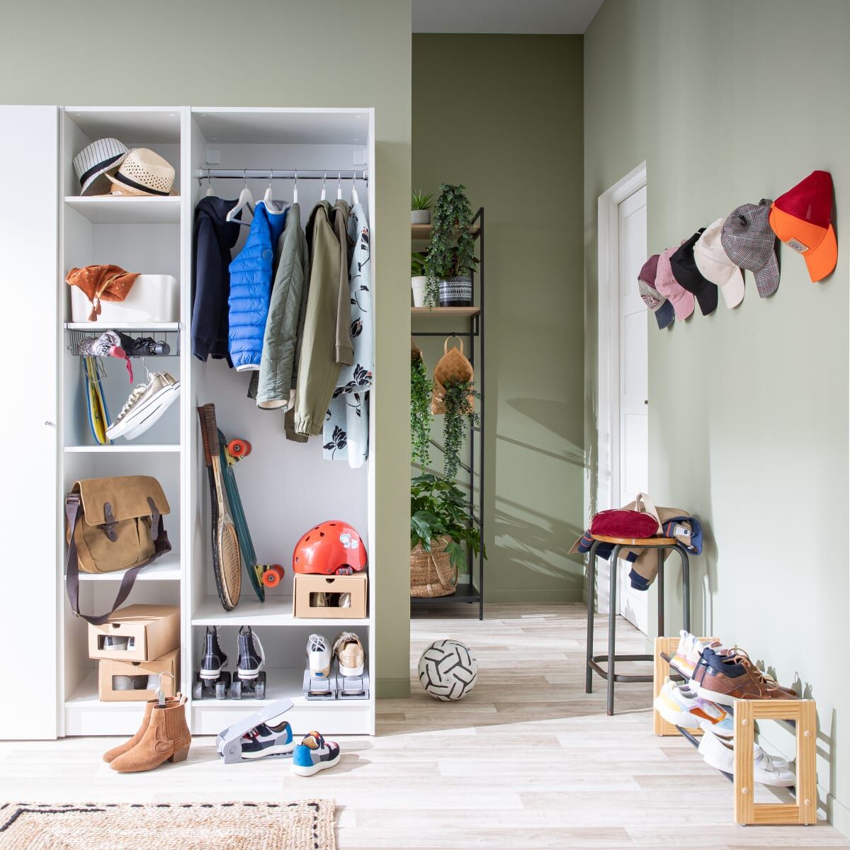SPACE-SAVING ADJUSTABLE SHOE STEP GREY SPACEO