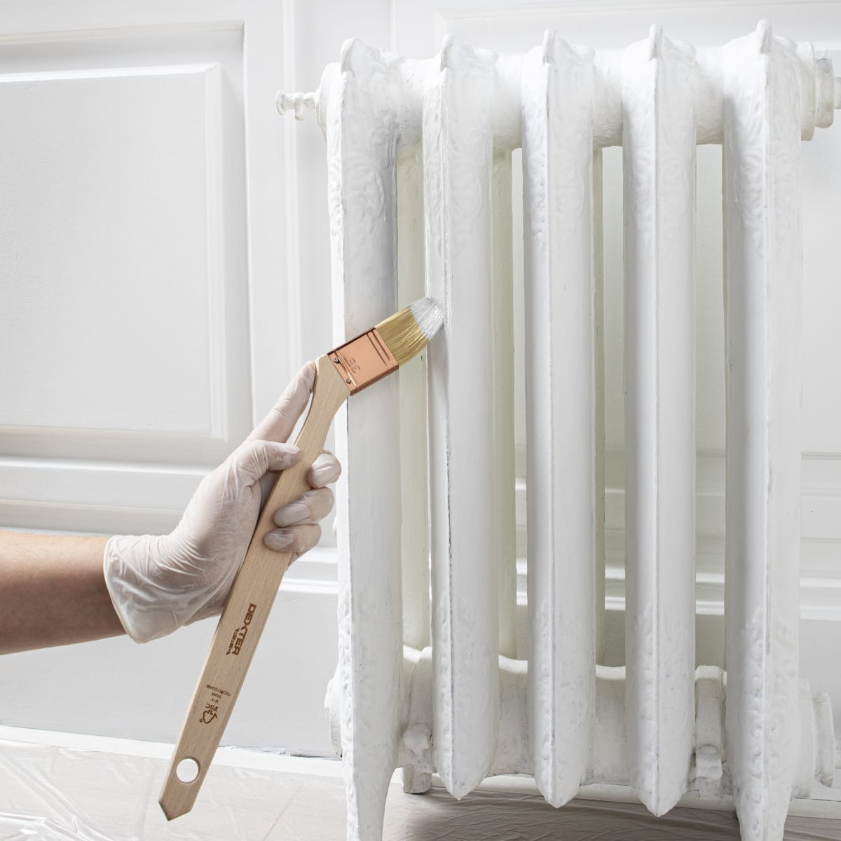 Bricocenter WATER-BASED WHITE SATIN-FINISH RADIATOR ENAMEL 2 LT. LUXENS