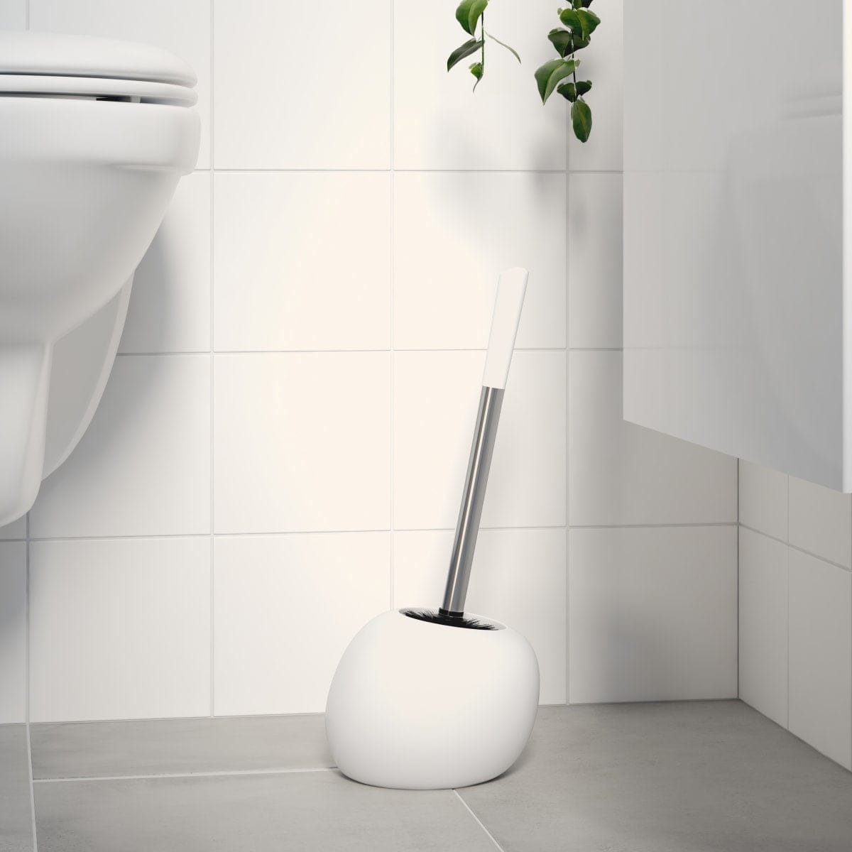 Bricocenter TOILET BRUSH HOLDER ESSENTIAL CERAMIC WHITE TOP 1000 SENSEA