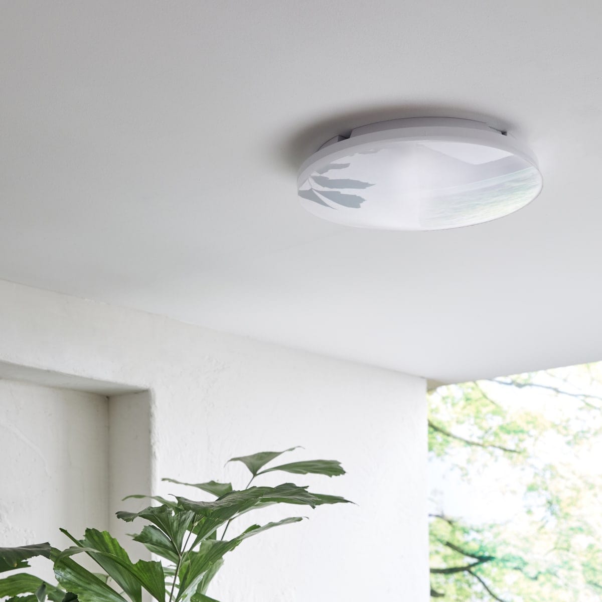 Bricocenter PLAFONIERA MAHINA METALLO BIANCO D30 CM LED 15W LUCE NATURALE IP44