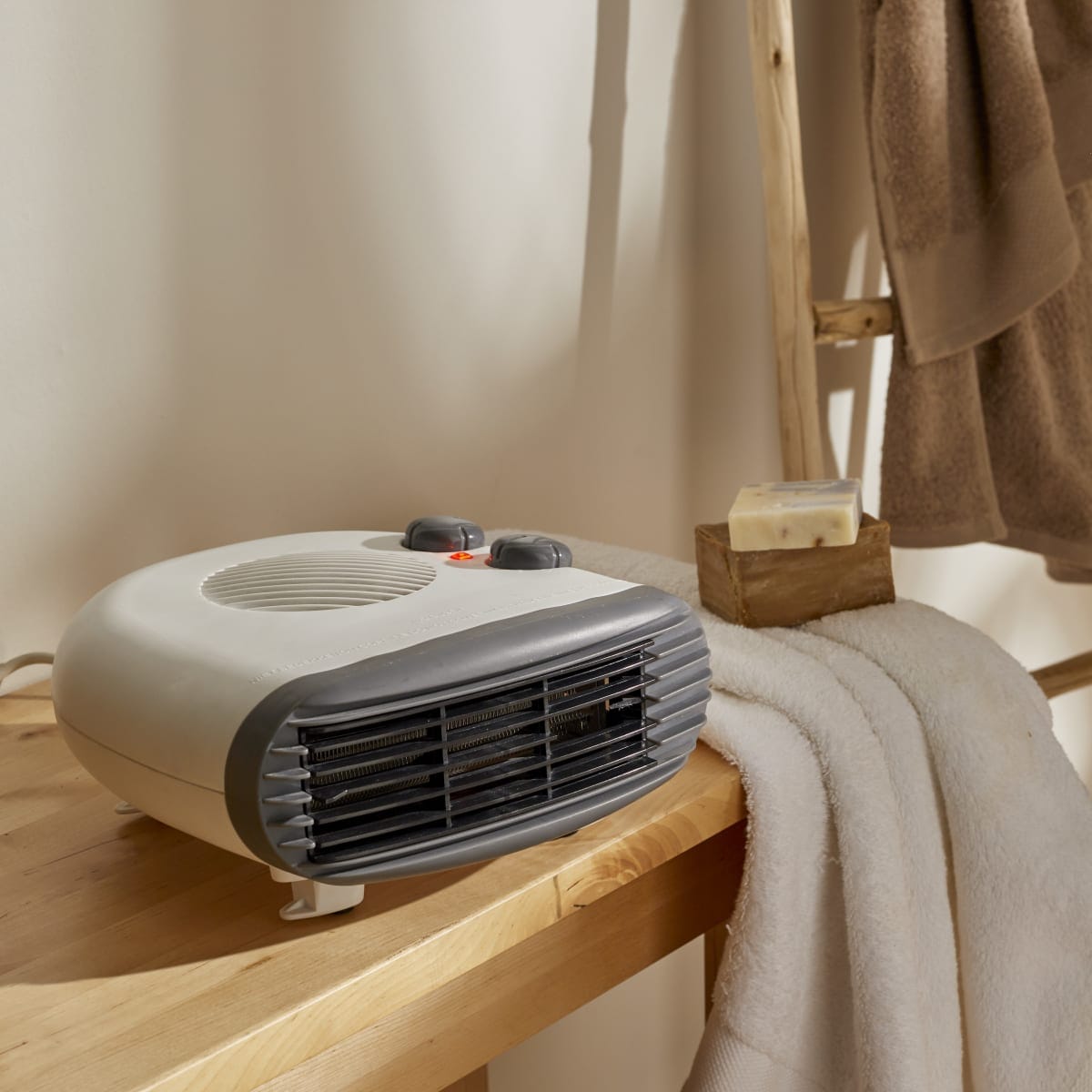 Bricocenter THERMOVENTILATORE ORIZZONTALE FLEX 2 POTENZA 1000/2000 W COLORE BIANCO L26 P27 H12 CM 1,0