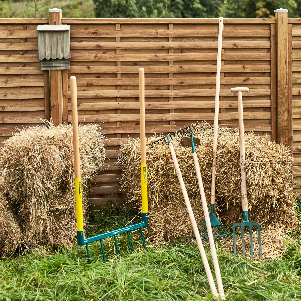 GEOLIA WEEDER WITH METAL BLADE BEECH WOOD HANDLE PEFC 130 CM