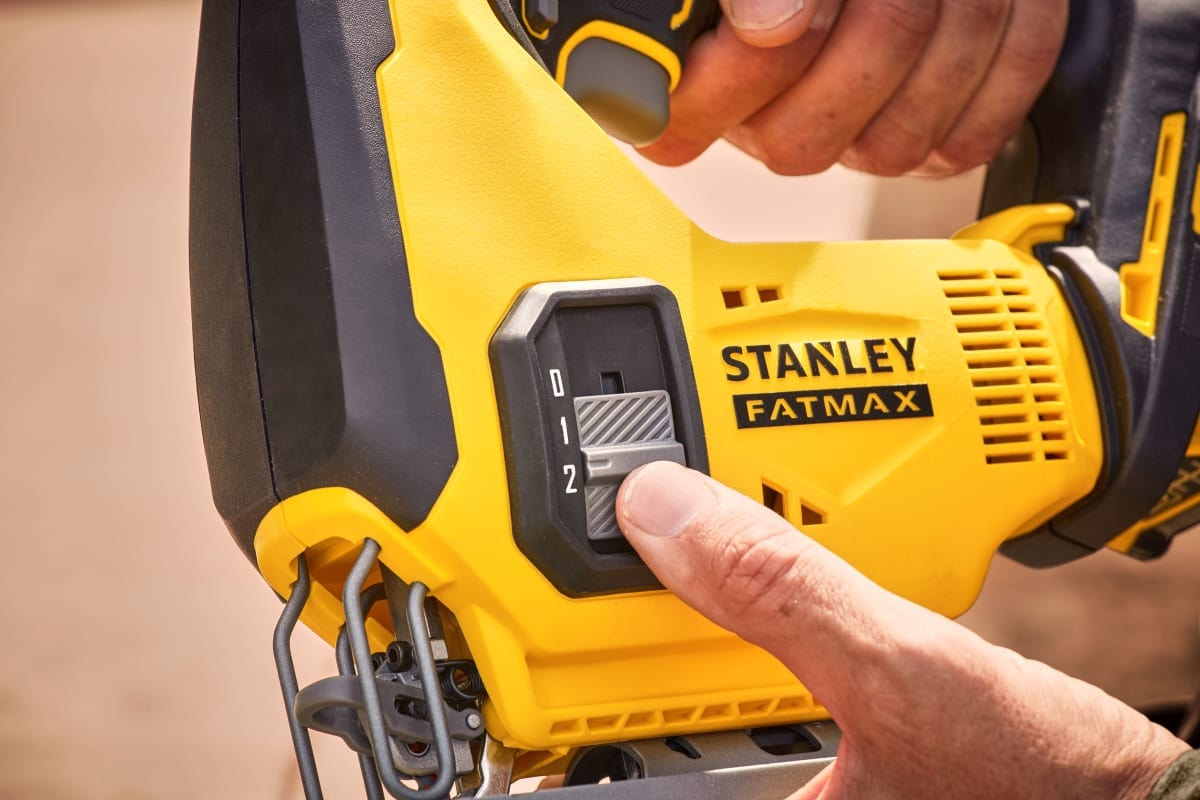 Bricocenter JIGSAW STANLEY FATMAX 18V, WITHOUT BATTERY AND CHARGER