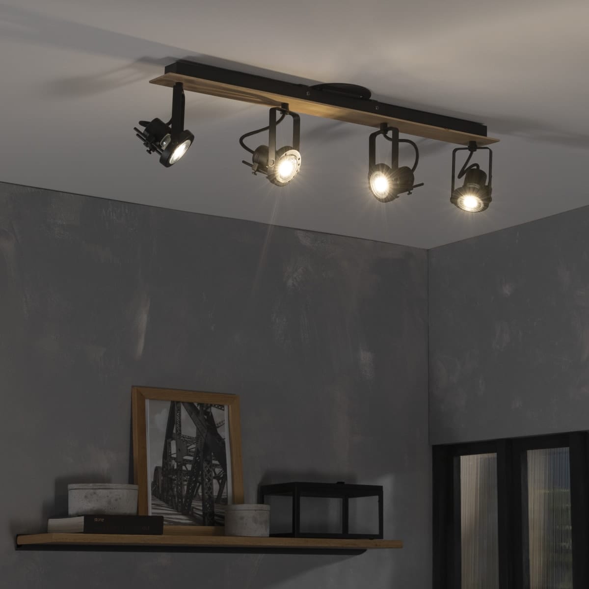 Bricocenter FARETTI TECHNIC METALLO NERO E LEGNO 71X12X14.6CM 4XGU10=35W
