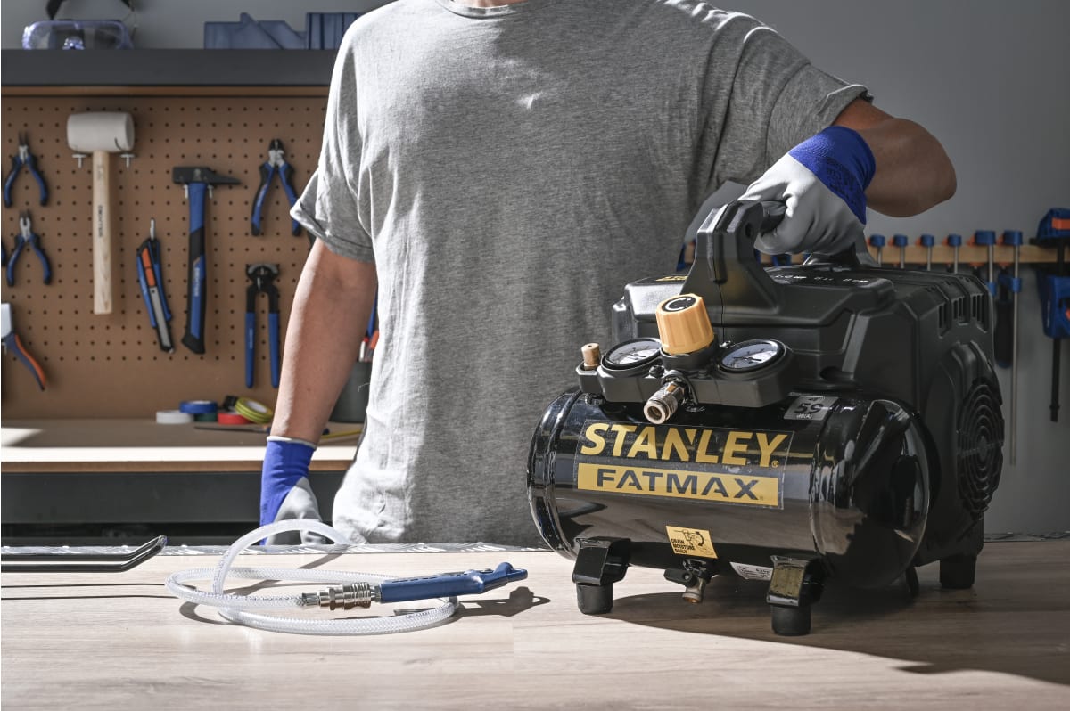 STANLEY FAT MAX 6L 1.0HP 8BAR SILENCED COMPRESSOR