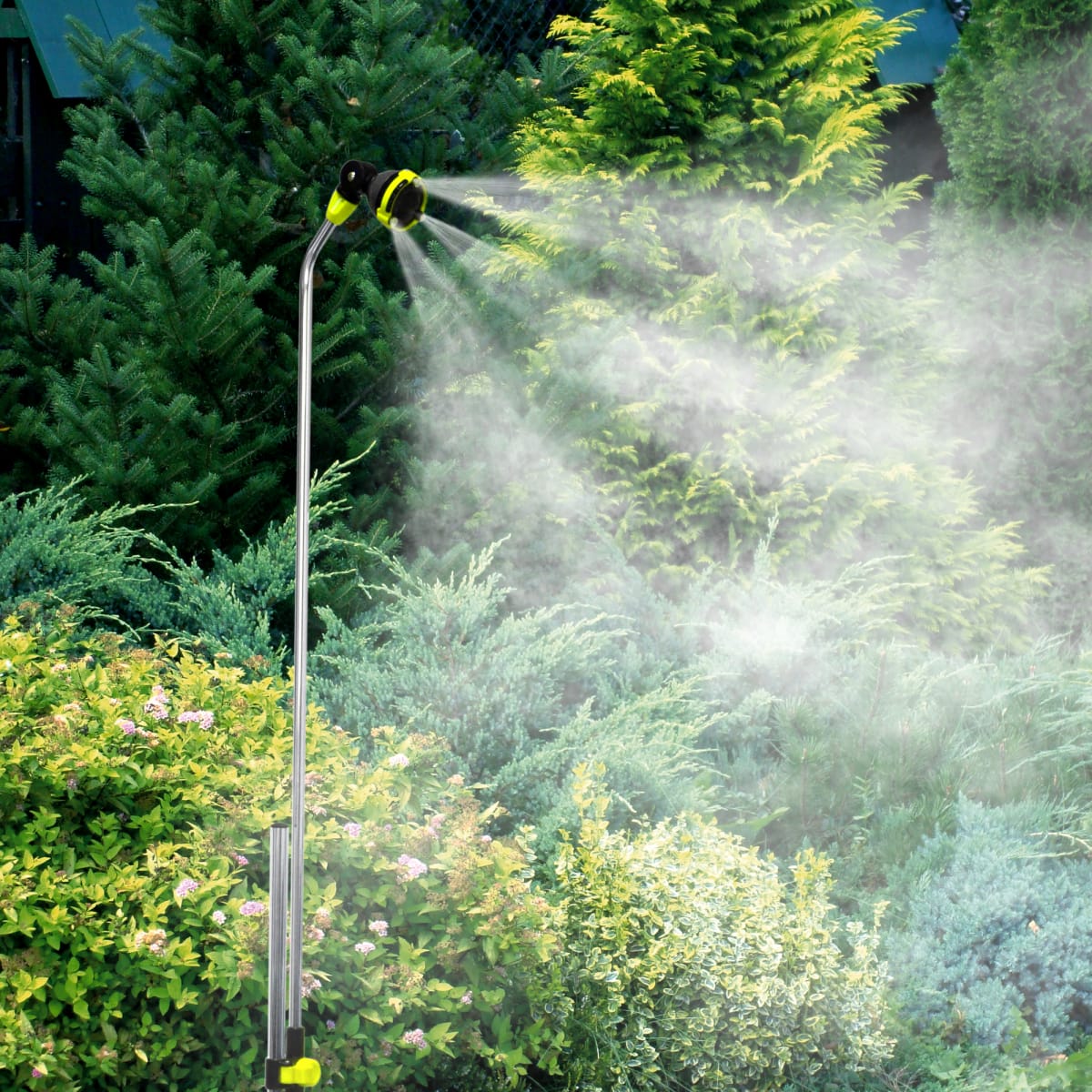 GARDEN SHOWER ON TRIPOD WITH SPRAY FUNCTION 2.4MT H