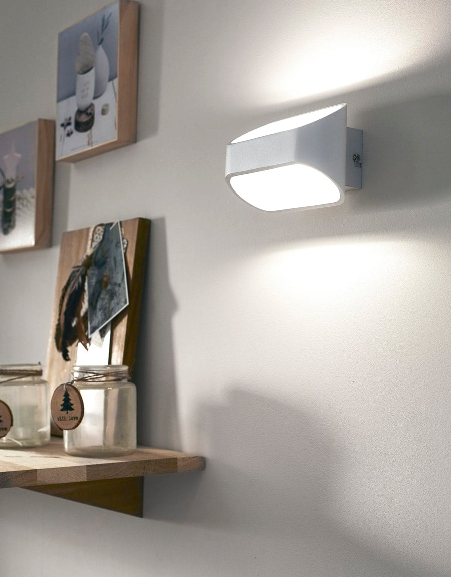 Bricocenter KOPER METALWHITE 16x13xH10CM LED 5W WARM LIGHT KOPER METAL FLOOR LIGHT fixture