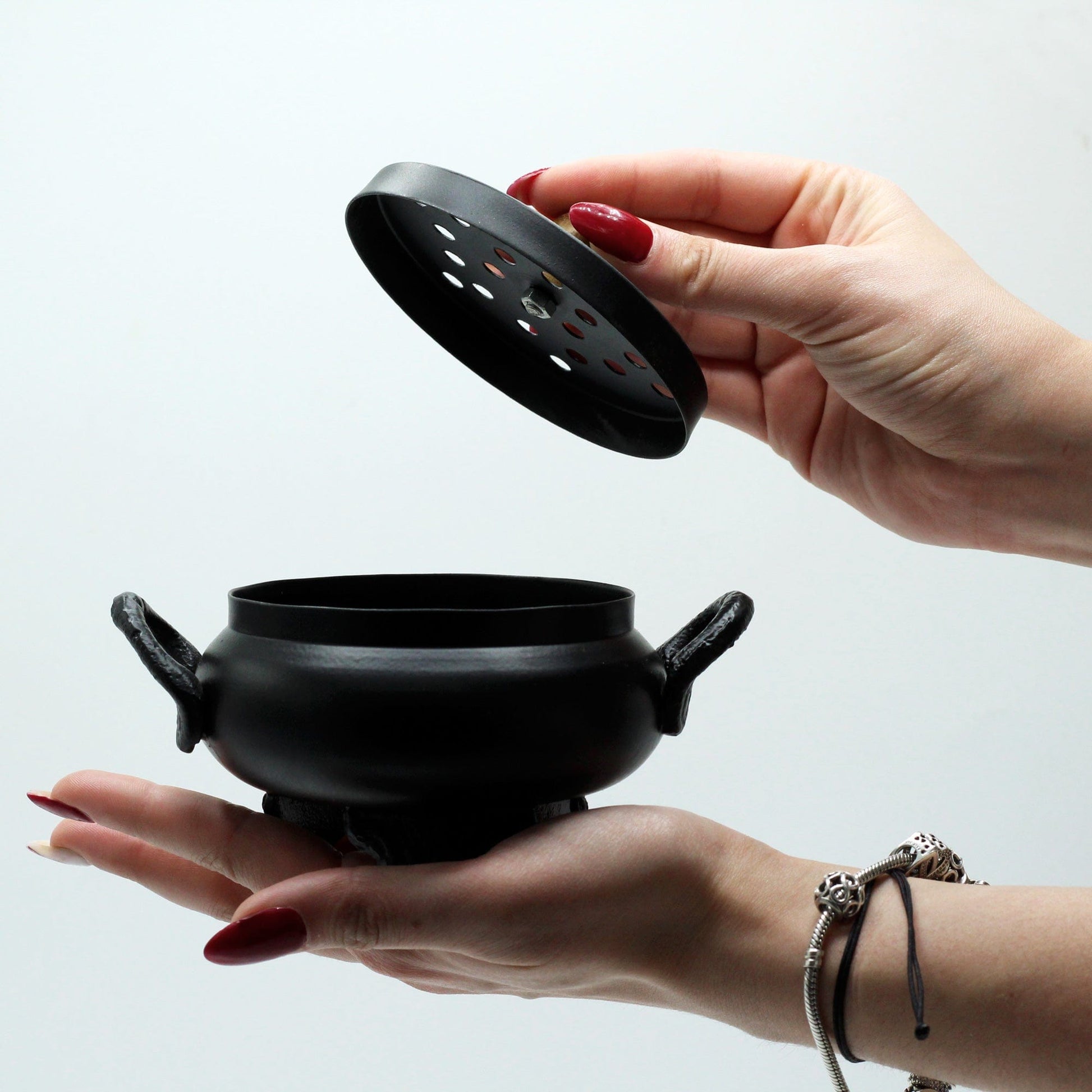 Bliss Classic Iron Cauldron Burner