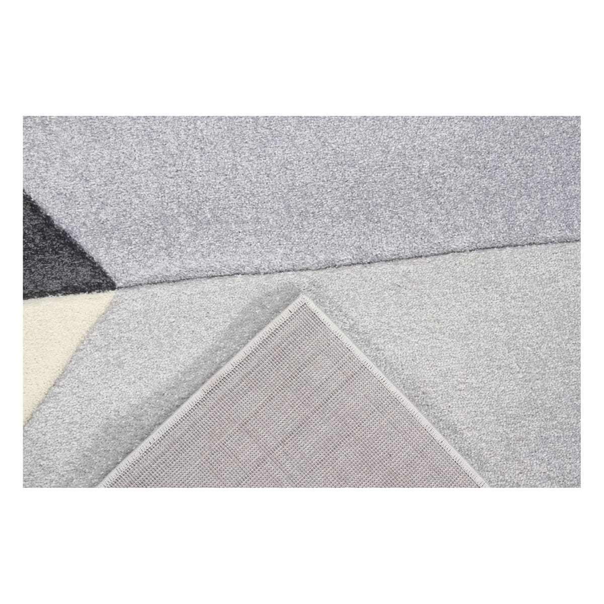 Geometric Carve rug, 60x120, short-pile polypropylene