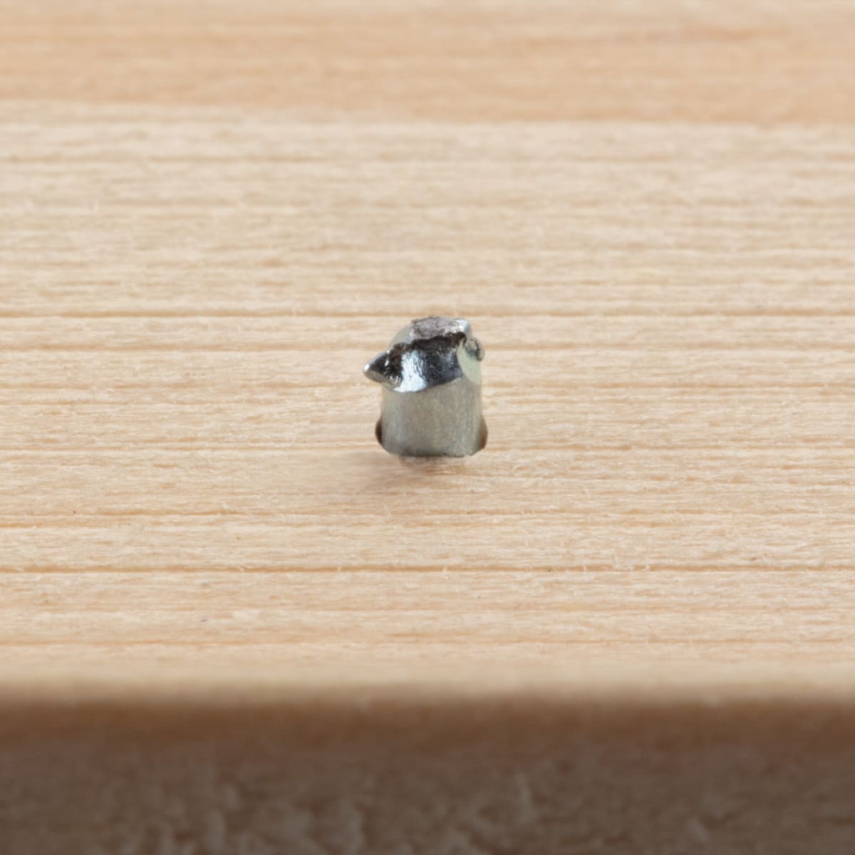 500 SCREW NAILS 1.3 x 18 ACC. ZIN