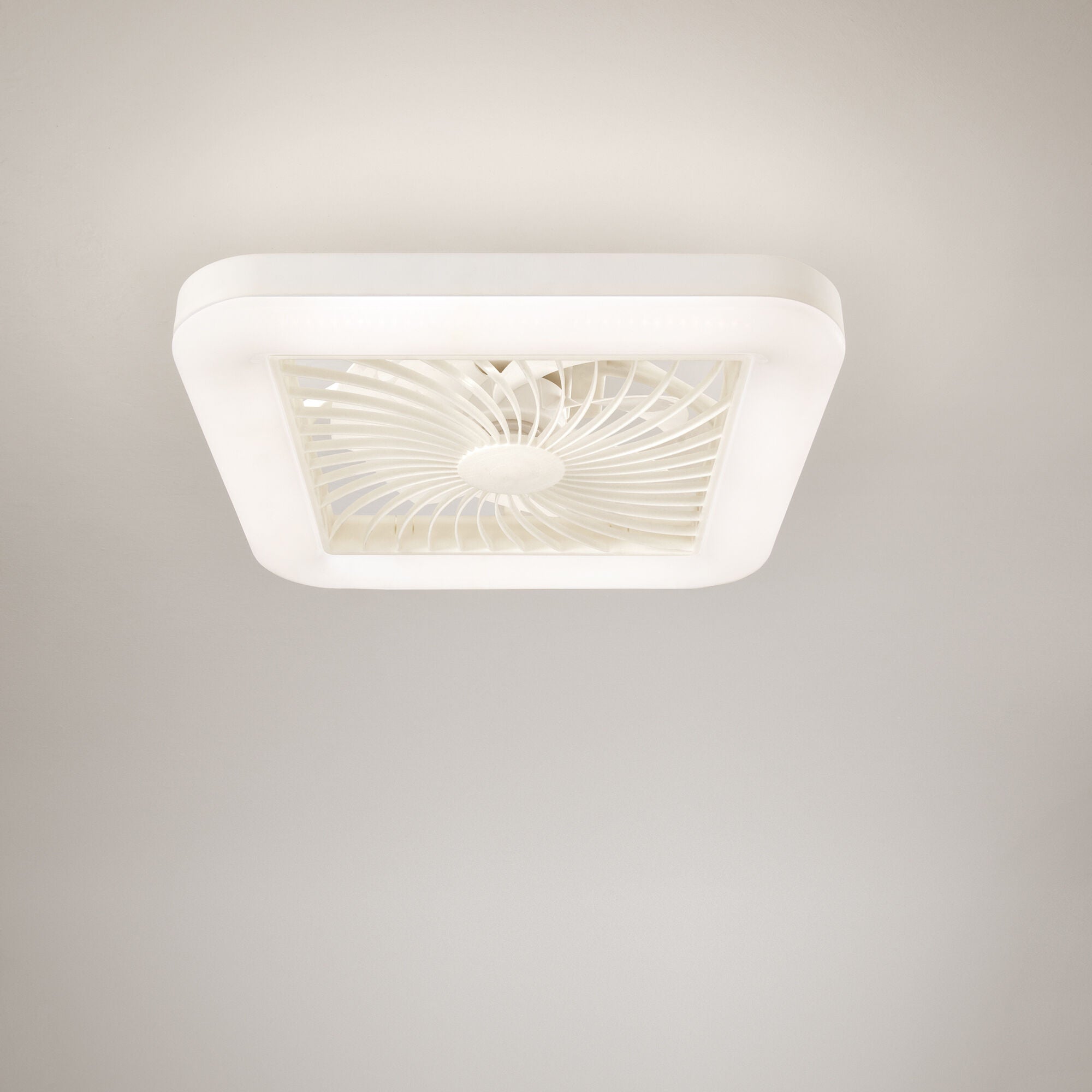 Merak ceiling light with fan, 48x48cm, 40W LED, 5400 lm, CCT RGB, Bluetooth